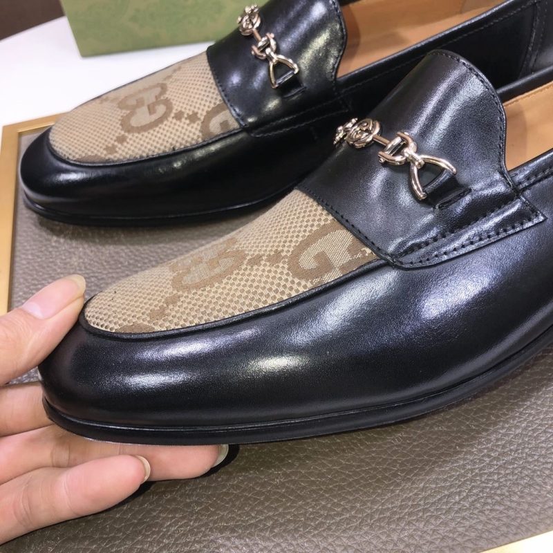 Gucci Leather Shoes